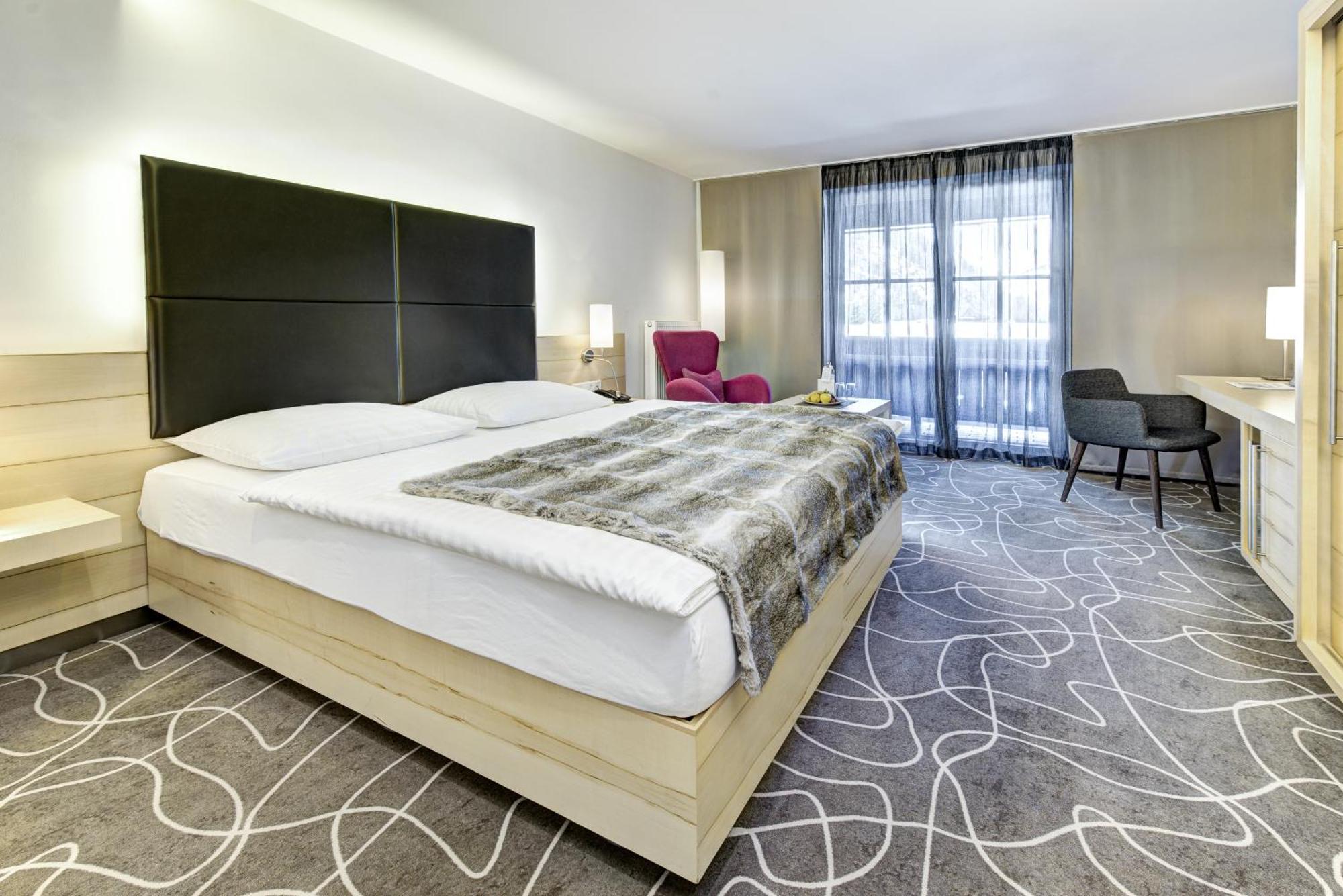 Hotel Gut Brandlhof 살펠덴암스타이너르넨미어 외부 사진