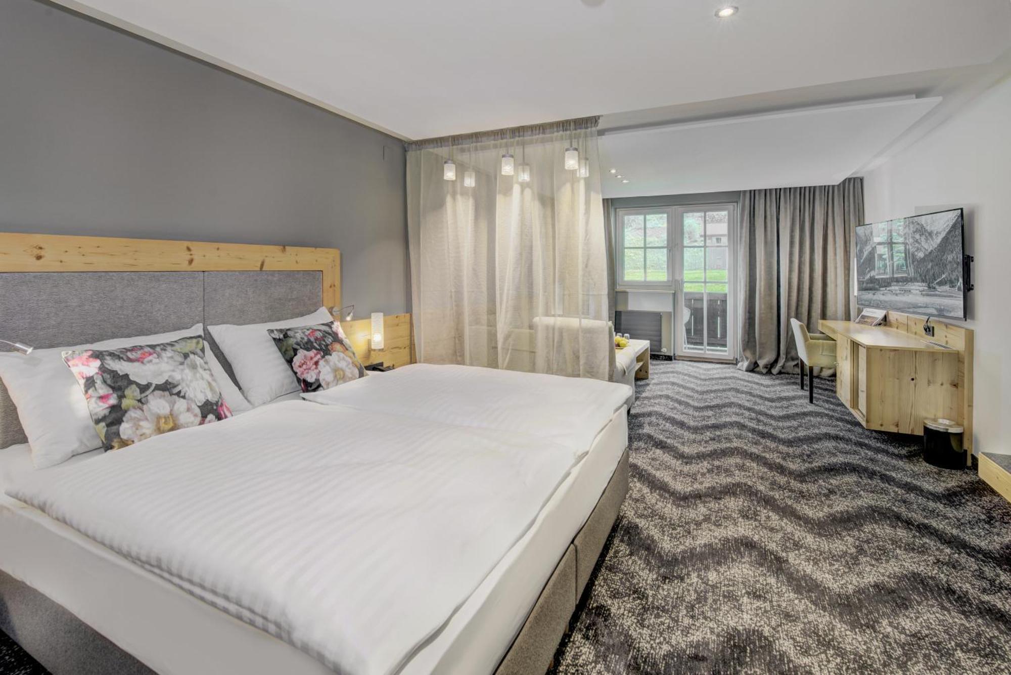 Hotel Gut Brandlhof 살펠덴암스타이너르넨미어 외부 사진